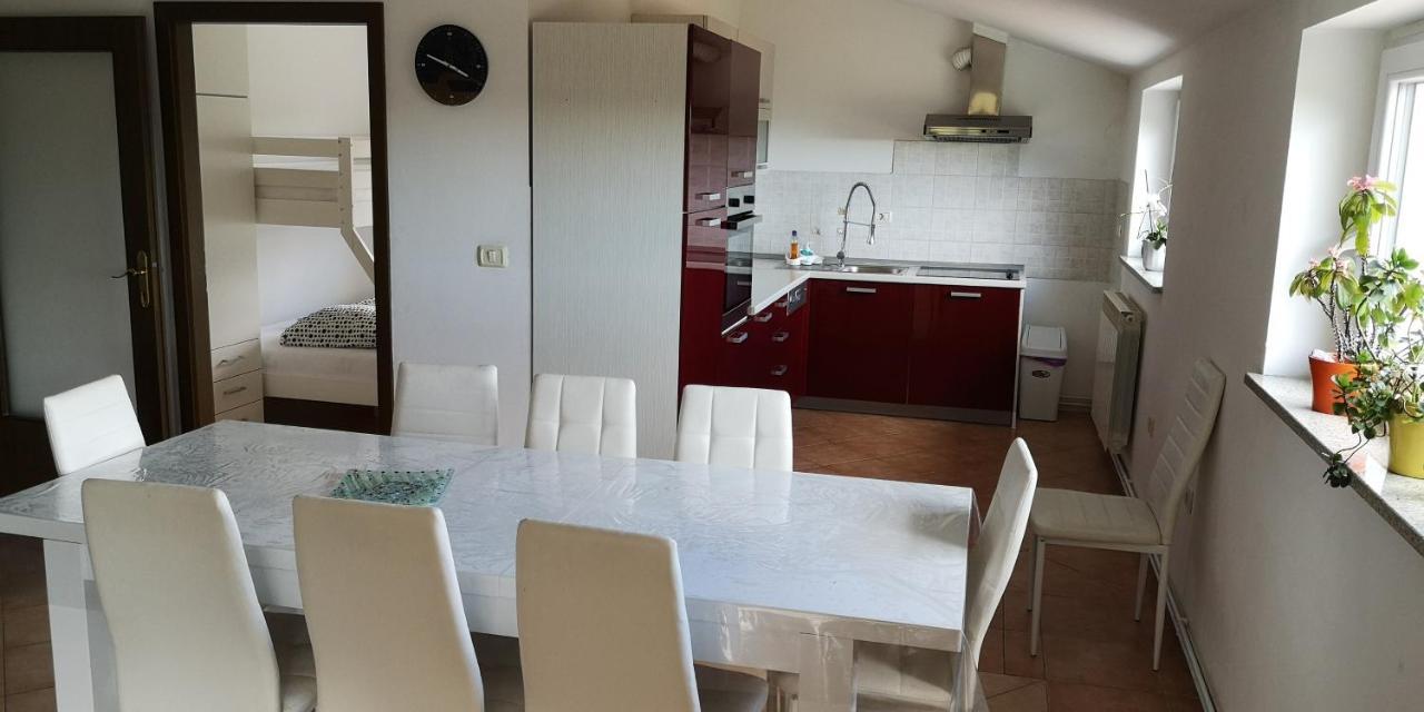 Apartma Ceh Gabrovica pri Črnem Kalu Extérieur photo